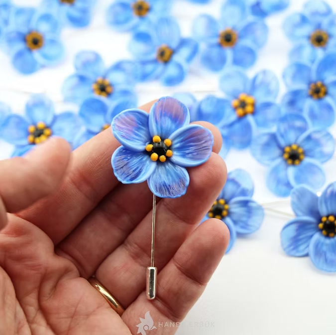 Unutma Beni Çiçeği Yaka İğnesi