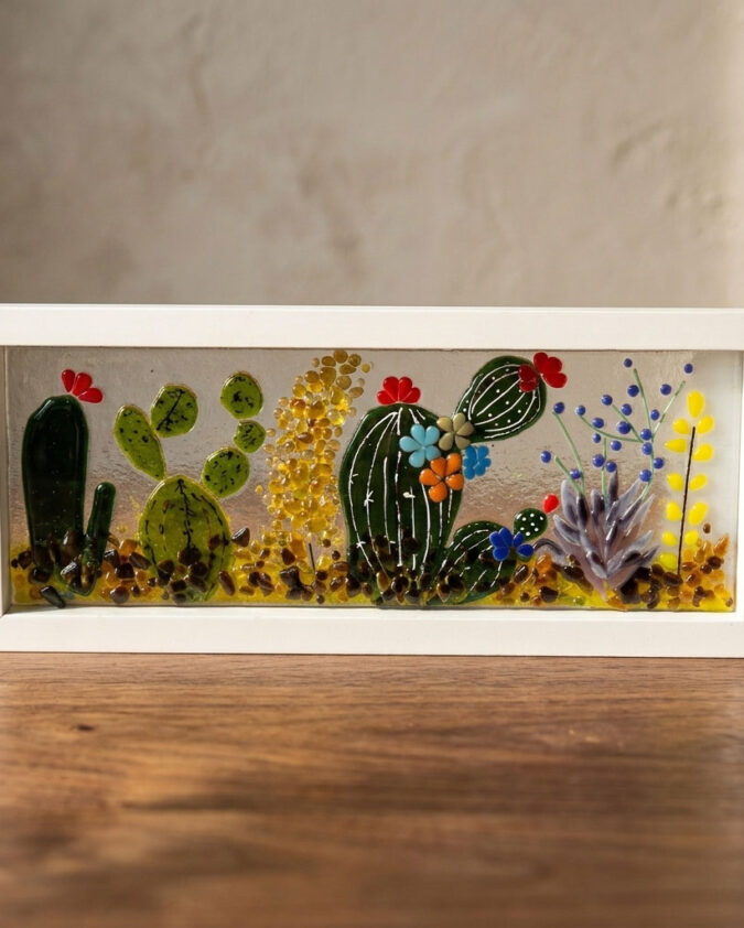 Panoramik Kaktüs Bahçesi Beyaz Çerçeveli Cam Pano 40x17 cm