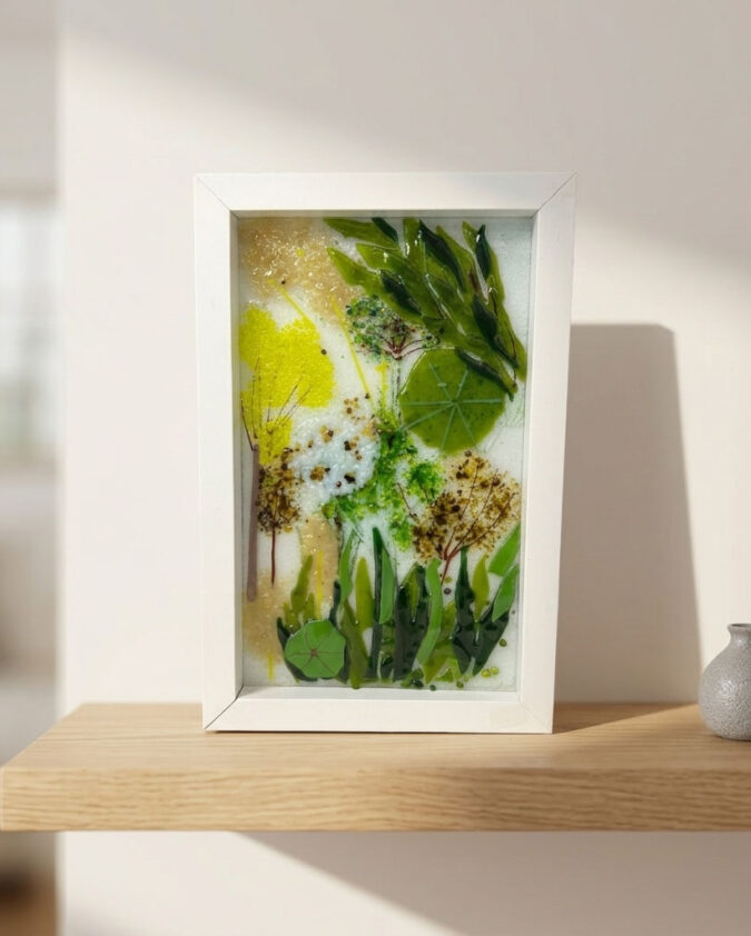 Soyut Orman Manzarası Beyaz Çerçeveli Cam Pano 30x20 cm